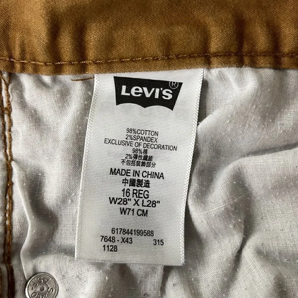 Levi’s 511 slim fit cotton khaki pants. Size 16 Regular. Slightly distressed